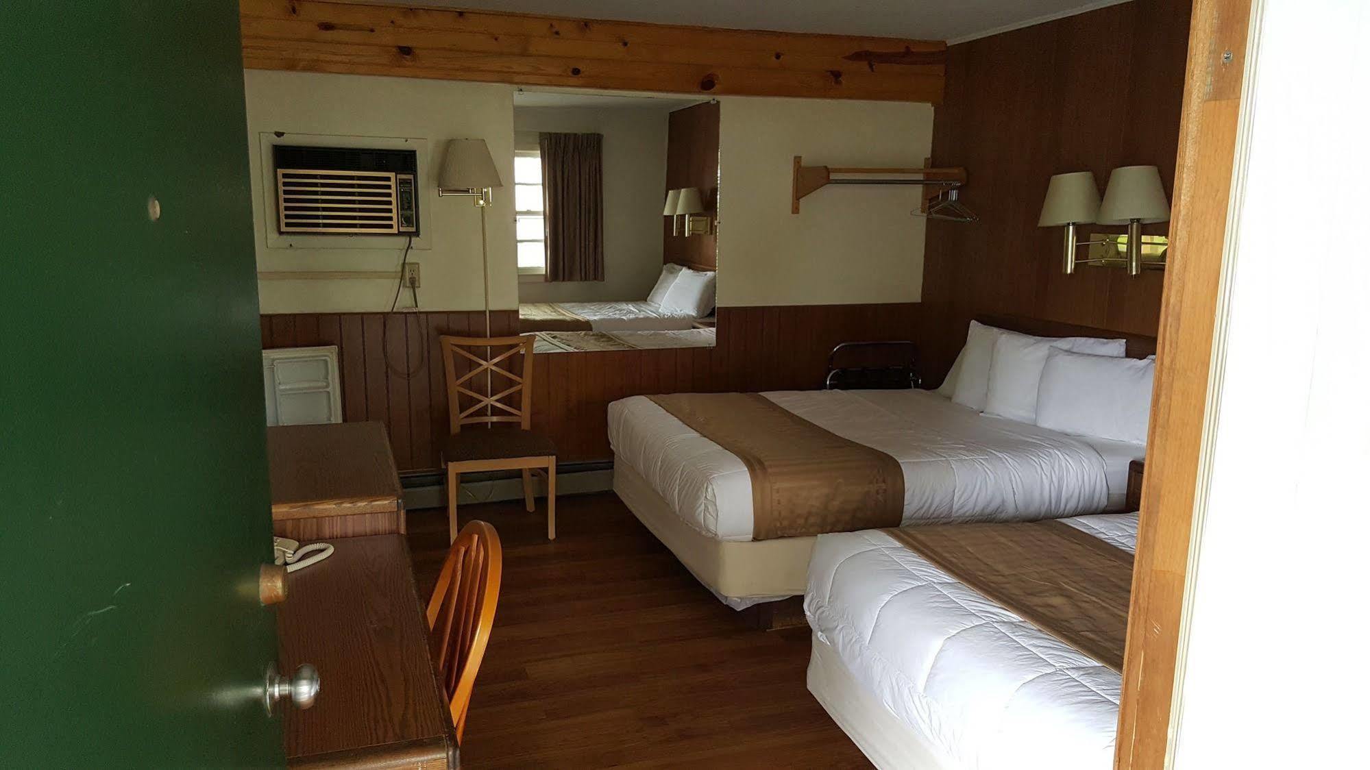 Budget Host Inn Detroit Lakes Zewnętrze zdjęcie